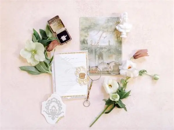 Trousseau gift wrapping